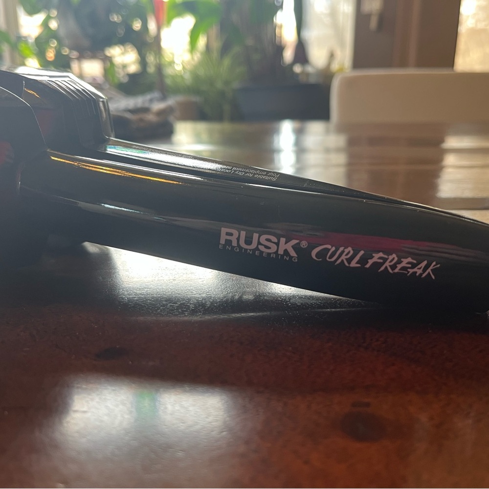 Rusk Curl Freak